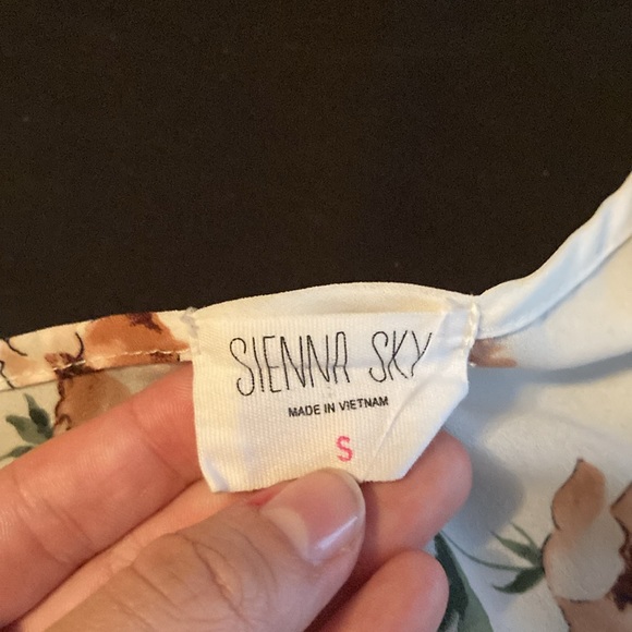 Sienna Sky Womens Dress Shirt - Picture 6 of 6